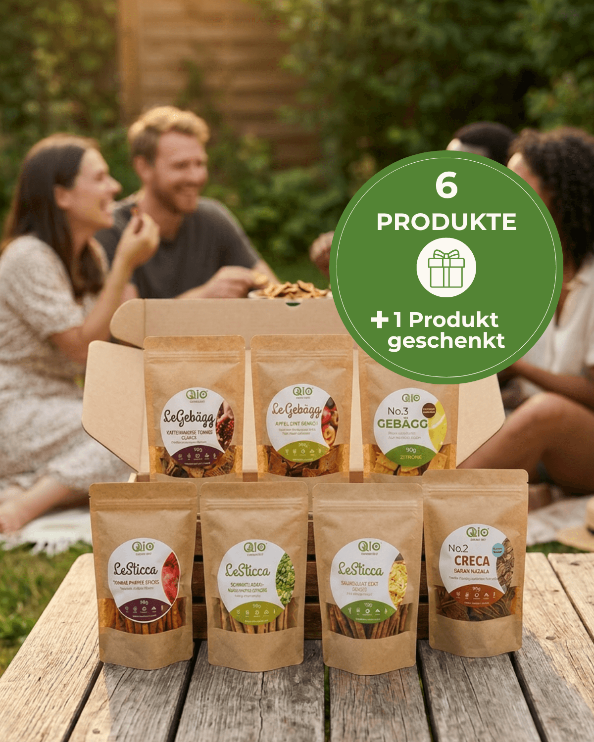 Qio Geschenk-Box mit sieben Bio-Spezialitäten – sechs auswählen, ein Produkt gratis erhalten. Ideal zum Verschenken oder gemeinsamen Genießen.